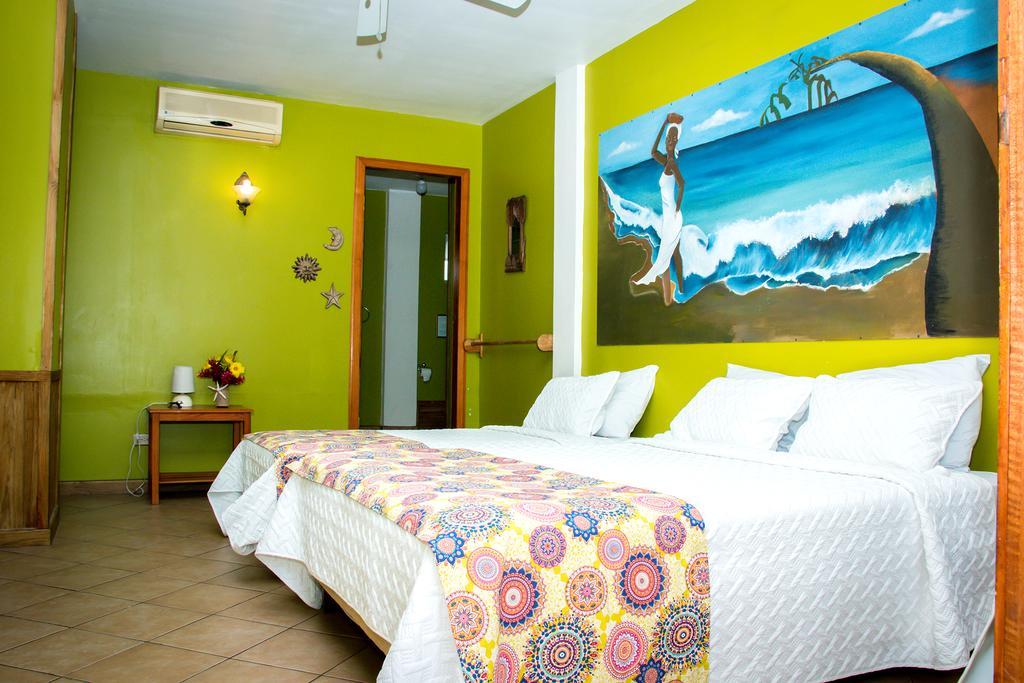 Hotel Maya Vista Tela Exterior foto